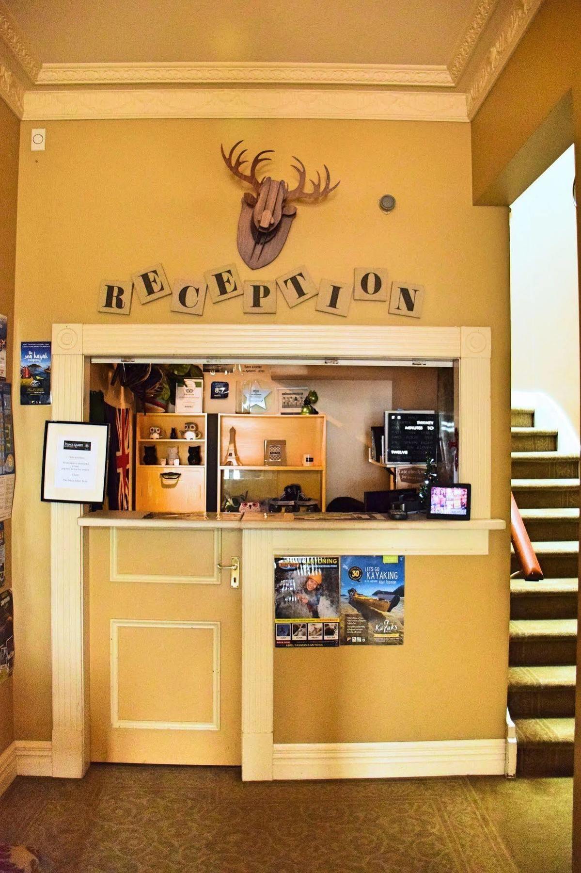 The Prince Albert Backpackers & Bar Nelson Exterior photo